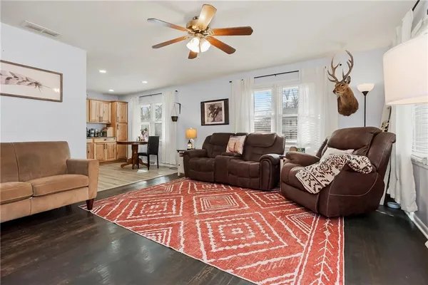 $169,900 | 312 West Pine Street, Butler, MO 64730