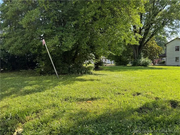 $50,000 | 335 East 15th Street, New Albany, IN 47150