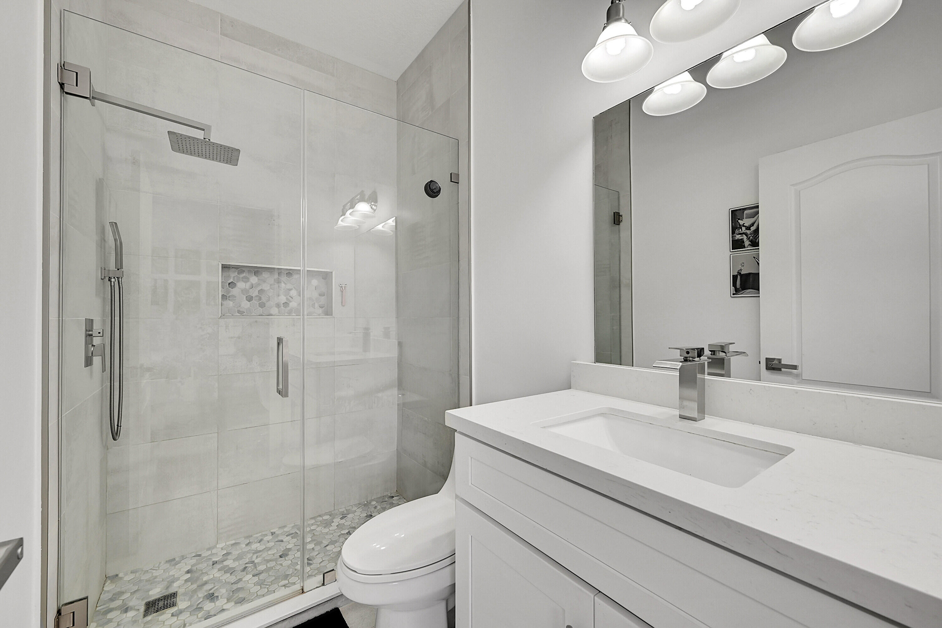 8459 Lakeview Trail Parkland, FL 33076 - Photo 29 of 55 a bathroom with a sink a toilet and shower