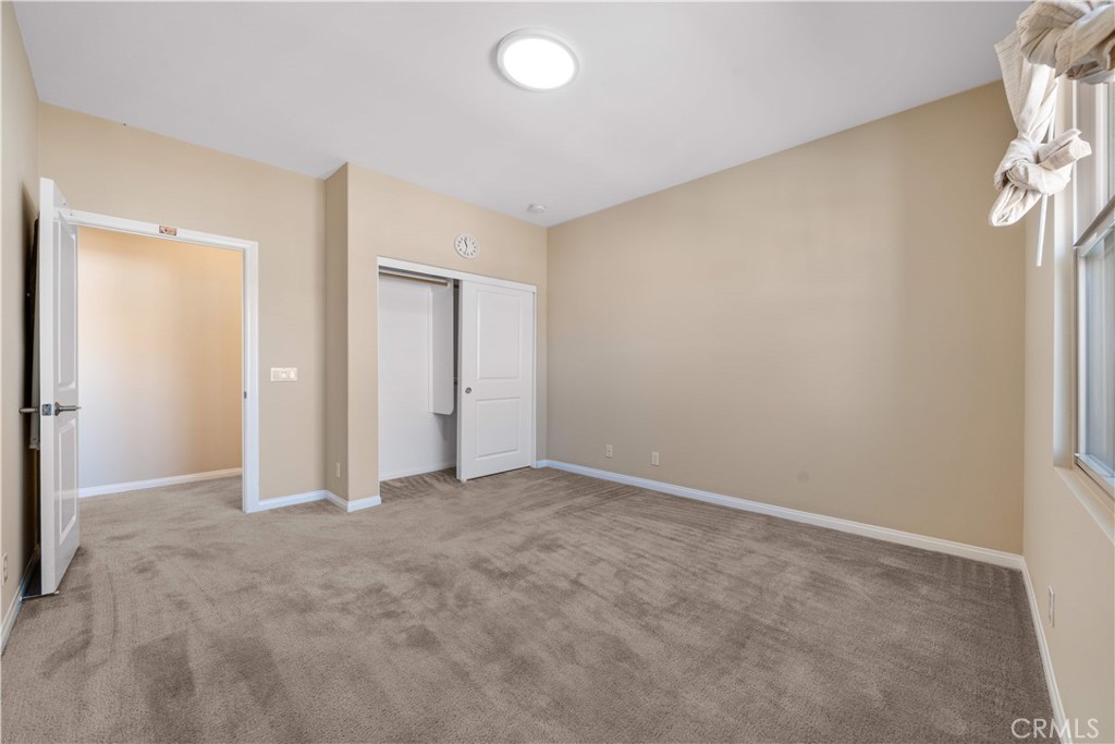 129 Overbrook Irvine, CA 92620 - Photo 39 of 41 an empty room with a window