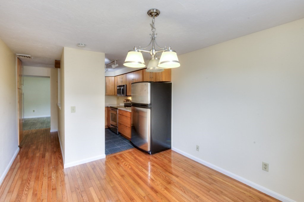 321 Plantation Street, Unit 102 Worcester, MA 01604 - Photo 6 of 35