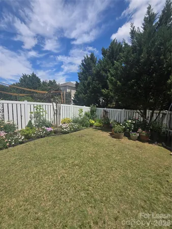 $3,300 | 6503 Manitoba Lane, Charlotte, NC 28277