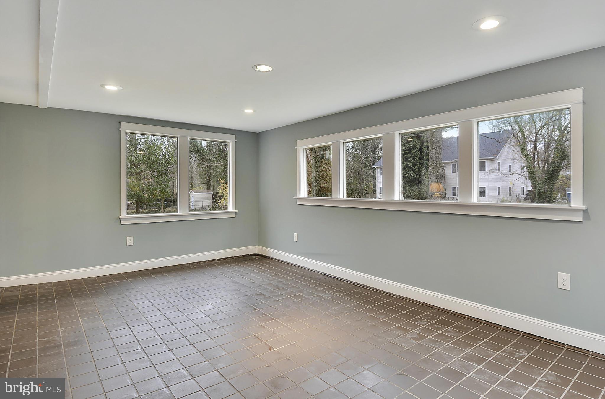 7405 Chatham Street Springfield, VA 22151 - Photo 12 of 30 an empty room with windows