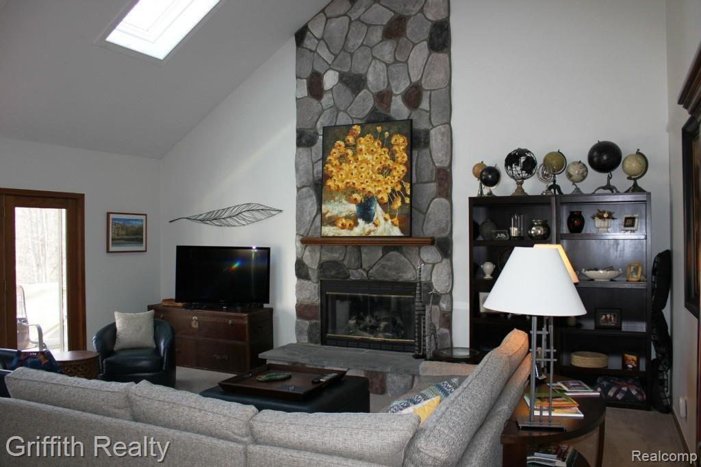 7809 Lee Road Brighton, MI 48116 - Photo 13 of 27 FP.jpg