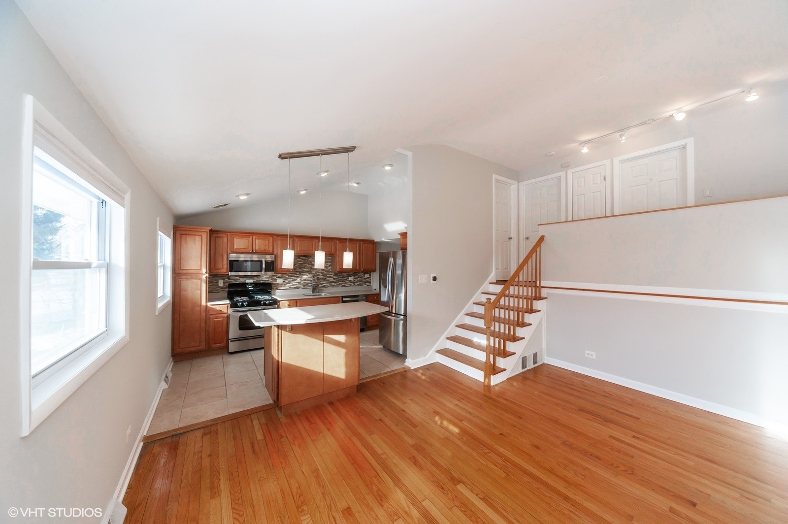 1023 Longaker Road Northbrook, IL 60062 - Photo 6 of 20