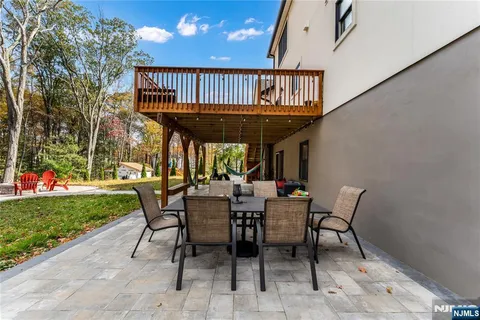 $1,100,000 | 45 Heritage Drive, West Milford, NJ 07480