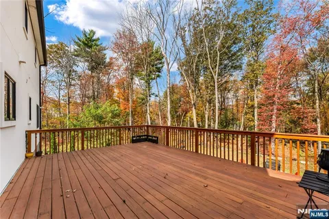 $1,100,000 | 45 Heritage Drive, West Milford, NJ 07480