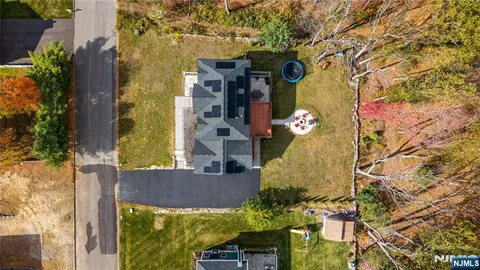 $1,100,000 | 45 Heritage Drive, West Milford, NJ 07480