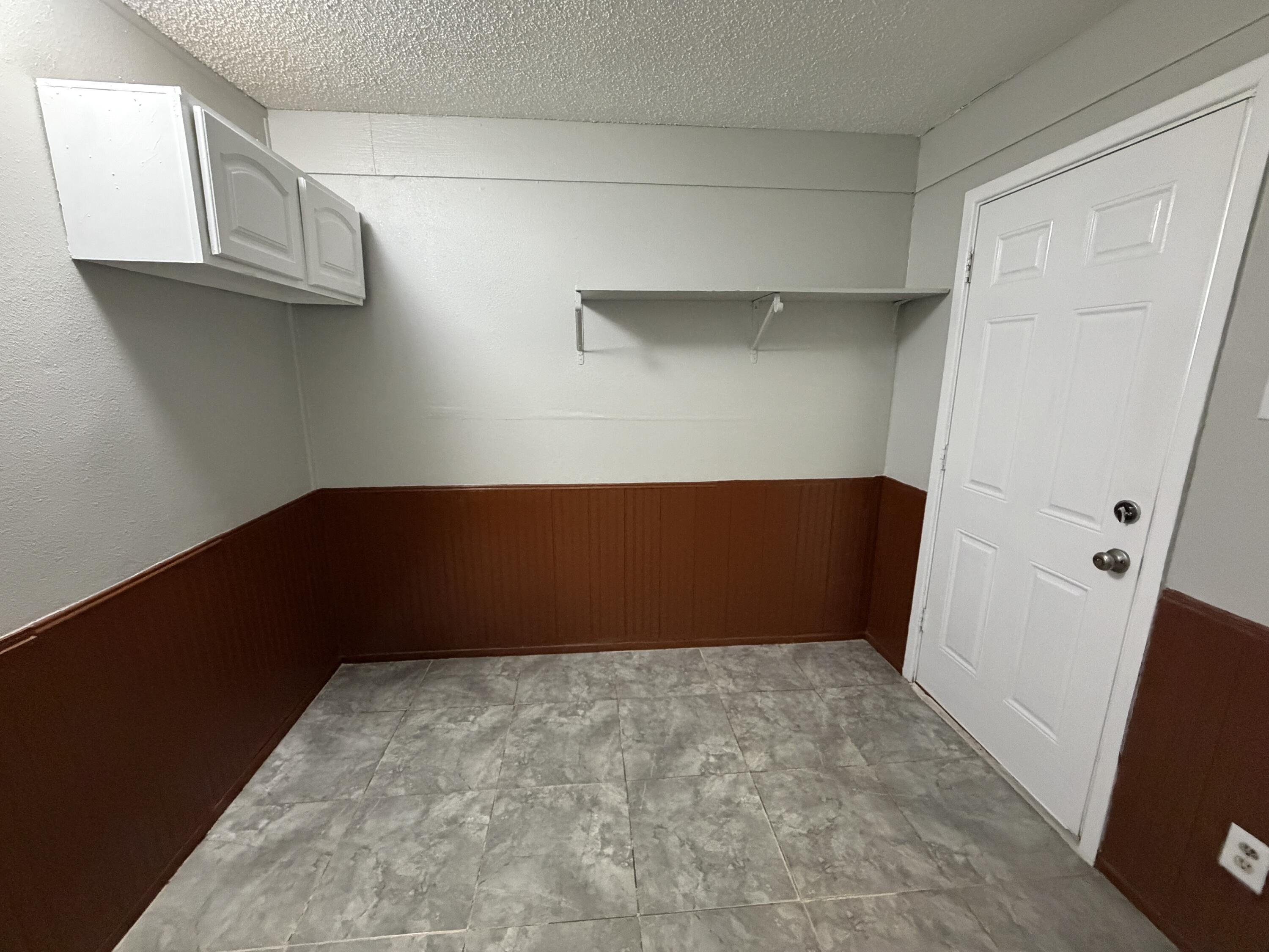 5720 46th Street Lubbock, TX 79414 - Photo 7 of 23 IMG_2466