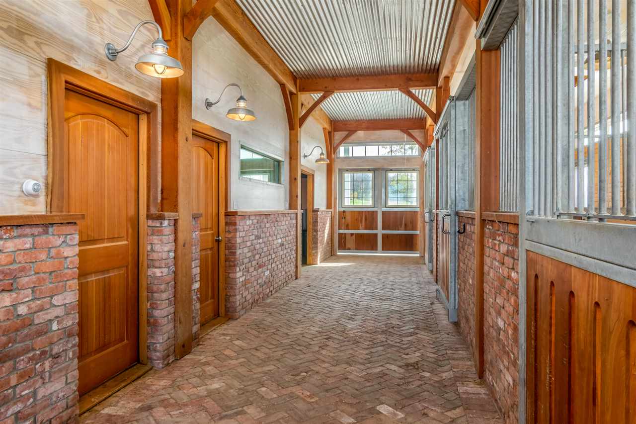 2385 Shelburne Falls Road Hinesburg, VT 05461 - Photo 8 of 40 Gallery Image 8