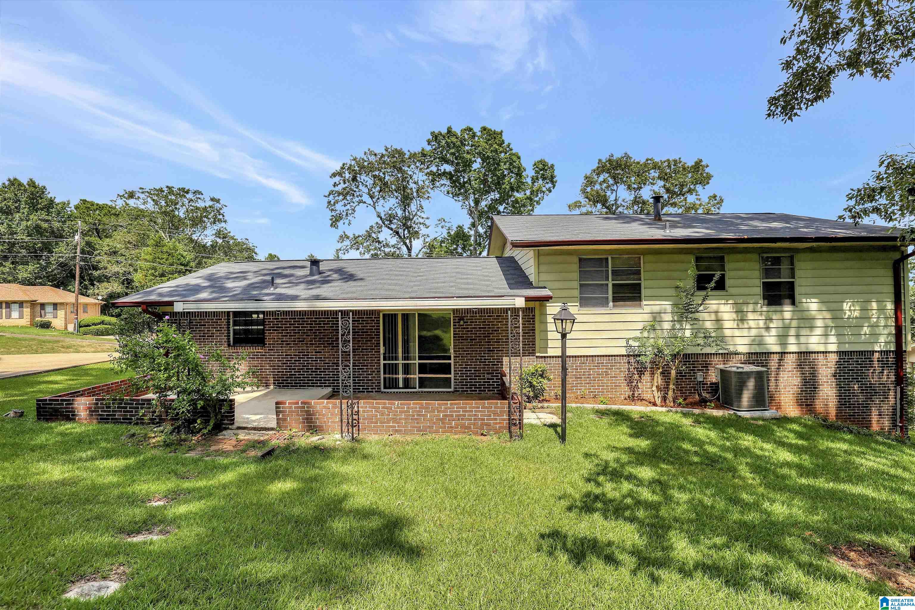 7116 Pine Tree Lane Fairfield, AL 35064 - Photo 4 of 10