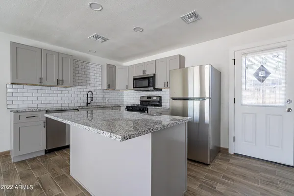 $10,500 | 37 East El Parque Drive, Tempe, AZ 85282
