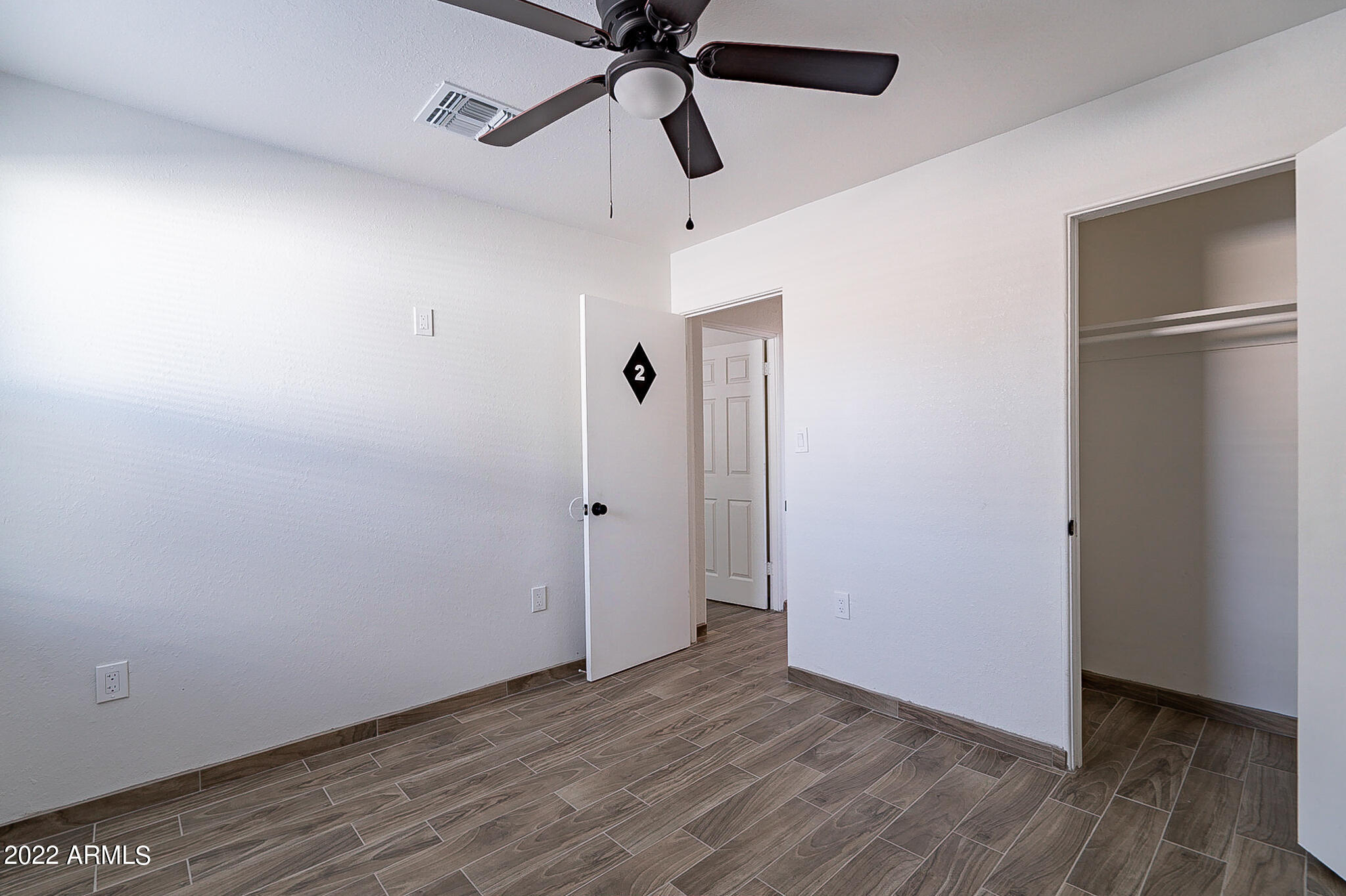 37 East El Parque Drive Tempe, AZ 85282 - Photo 34 of 110 Parque-38