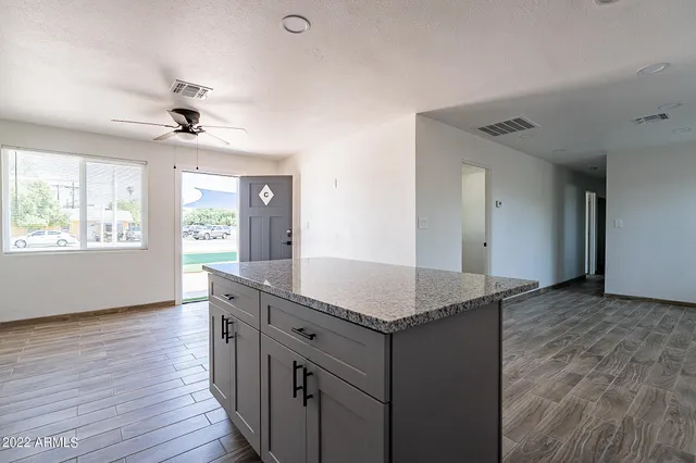 $11,500 | 37 East El Parque Drive, Tempe, AZ 85282