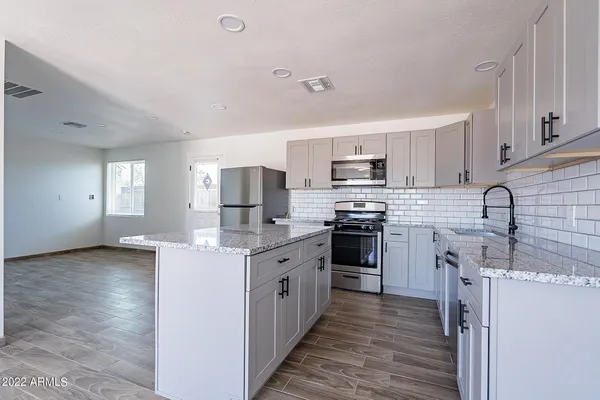 $10,500 | 37 East El Parque Drive, Tempe, AZ 85282