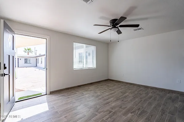 $10,500 | 37 East El Parque Drive, Tempe, AZ 85282