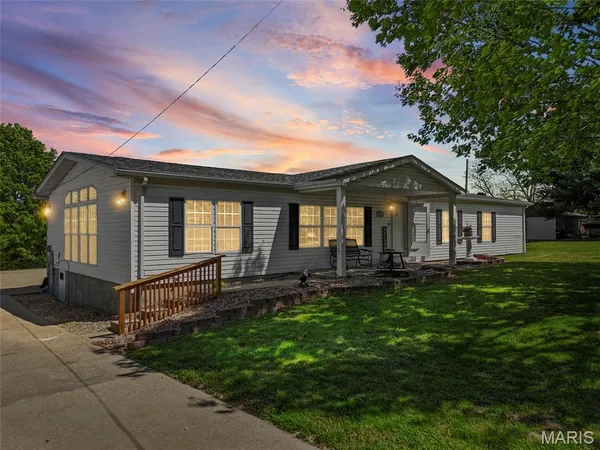 $279,900 | 12306 State Rd TT, Festus, MO 63028