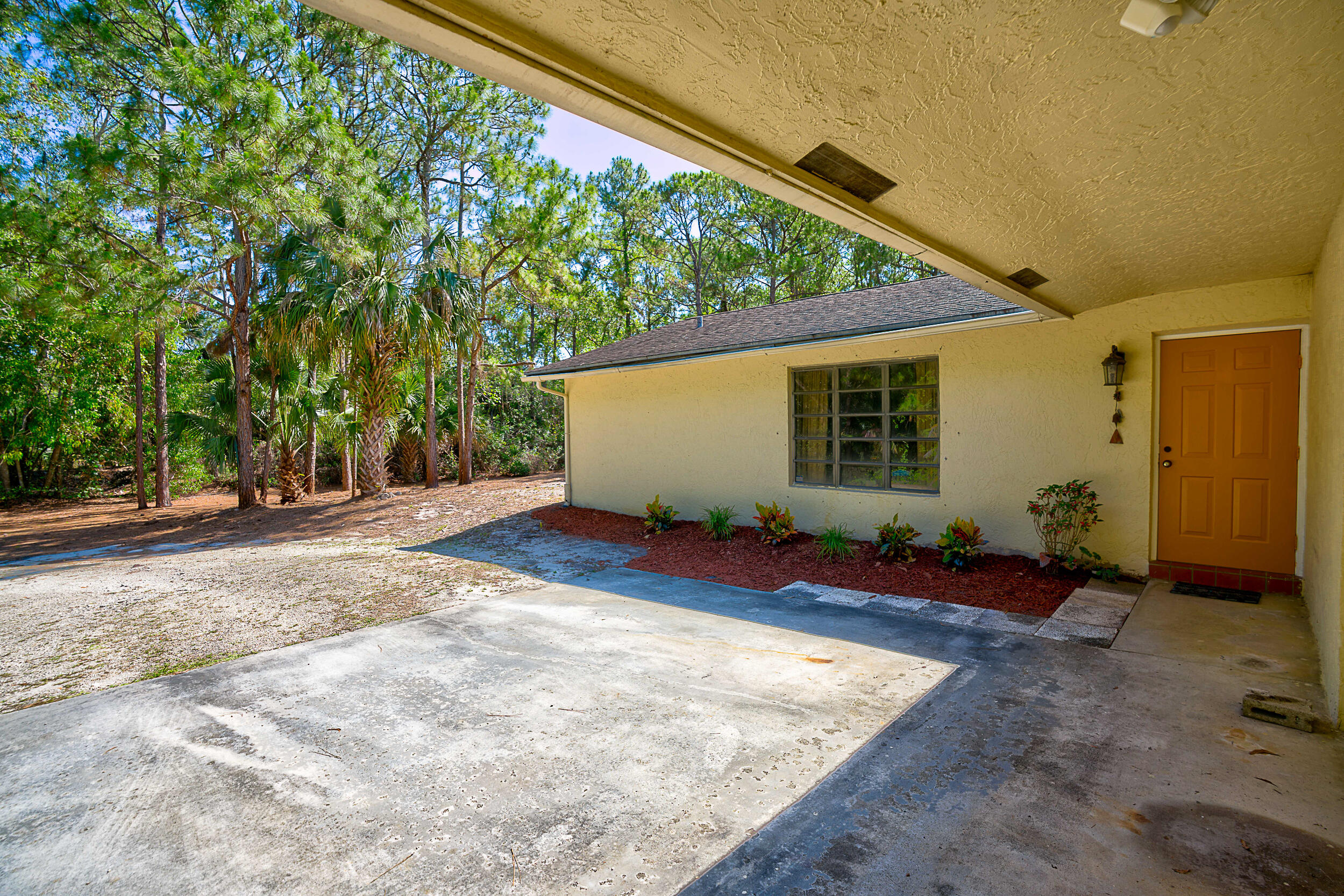 11473 154th Road North Jupiter, FL 33478 - Photo 12 of 24 CBS Home + 2 Car Garage