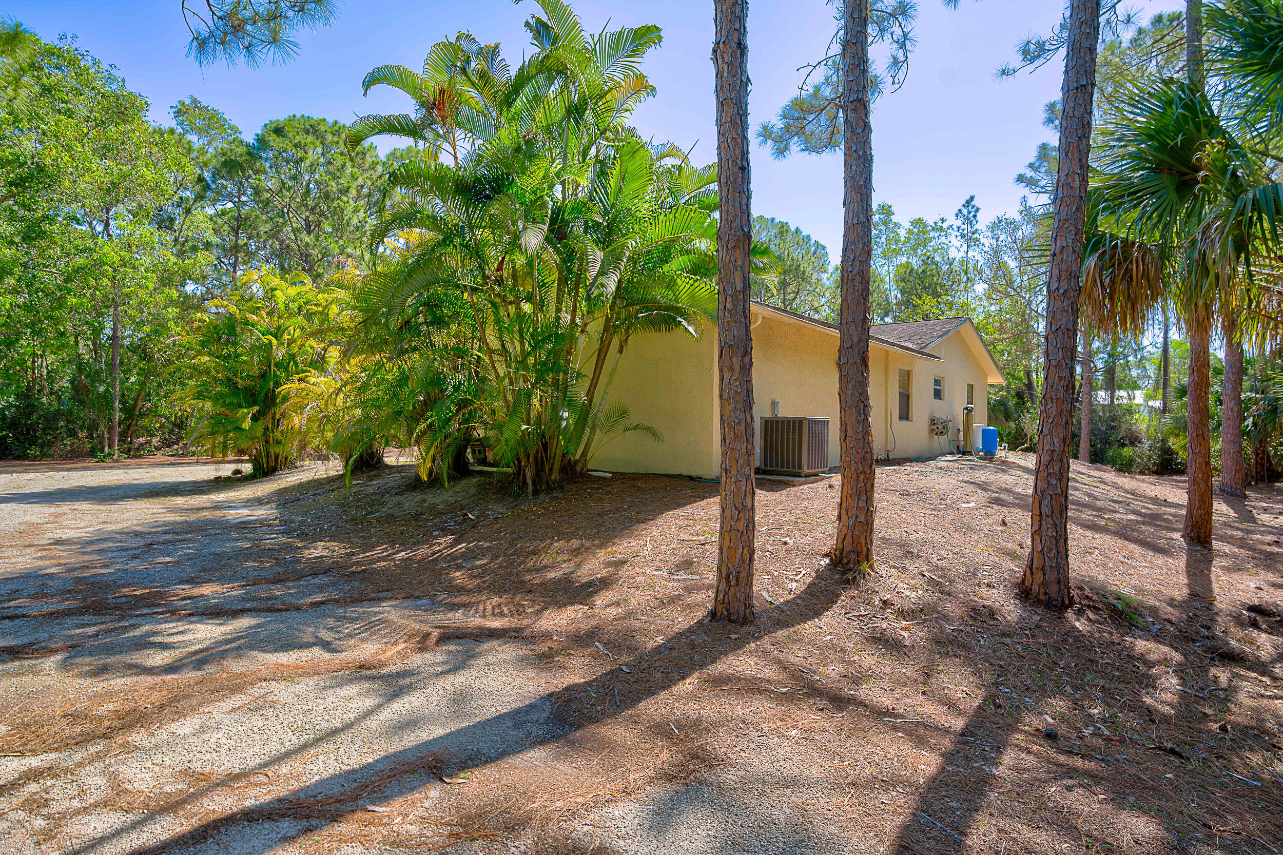 11473 154th Road North Jupiter, FL 33478 - Photo 13 of 24 Side of Home
