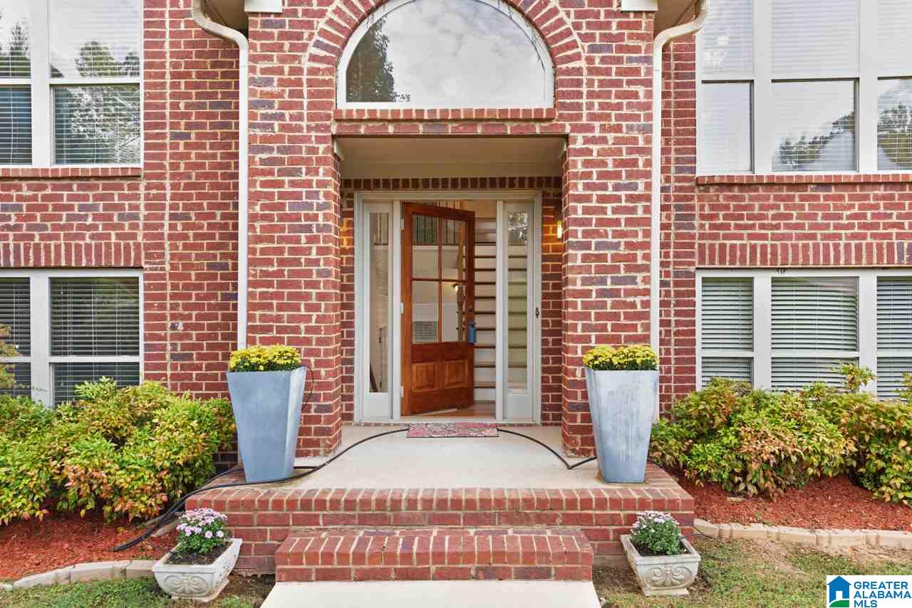 1031 Lake View Lane Calera, AL 35040 - Photo 2 of 43