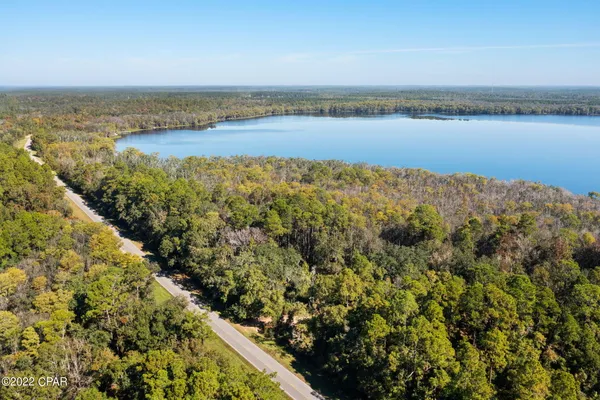 $199,999 | 3199 Pate Pond Road, Caryville, FL 32427