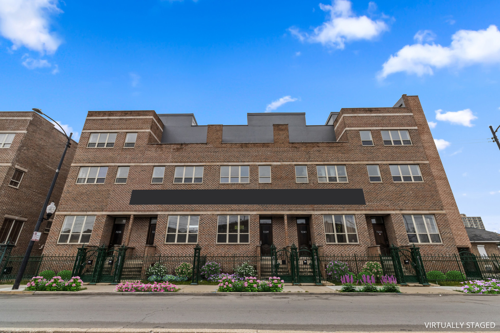 7237 South Exchange Avenue Chicago, IL 60649 - Photo 1 of 1 front view of a building