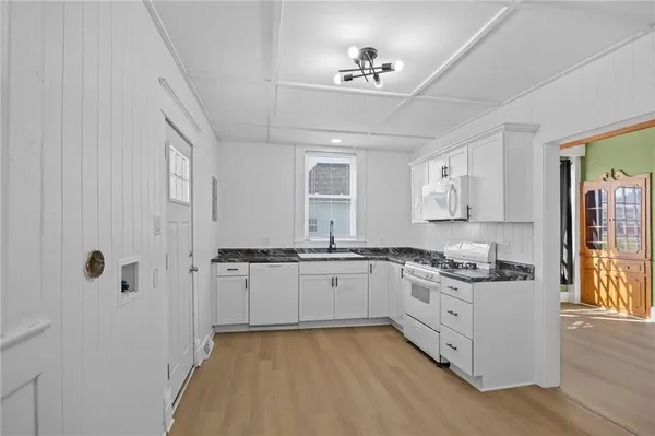 $194,500 | 6207 Washington Street, St. Joseph, MO 64504