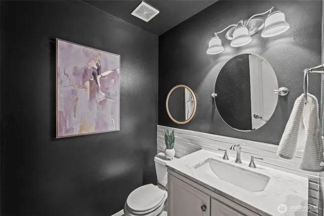 $579,000 | 6850 Townsend Lane Northeast, Bremerton, WA 98311