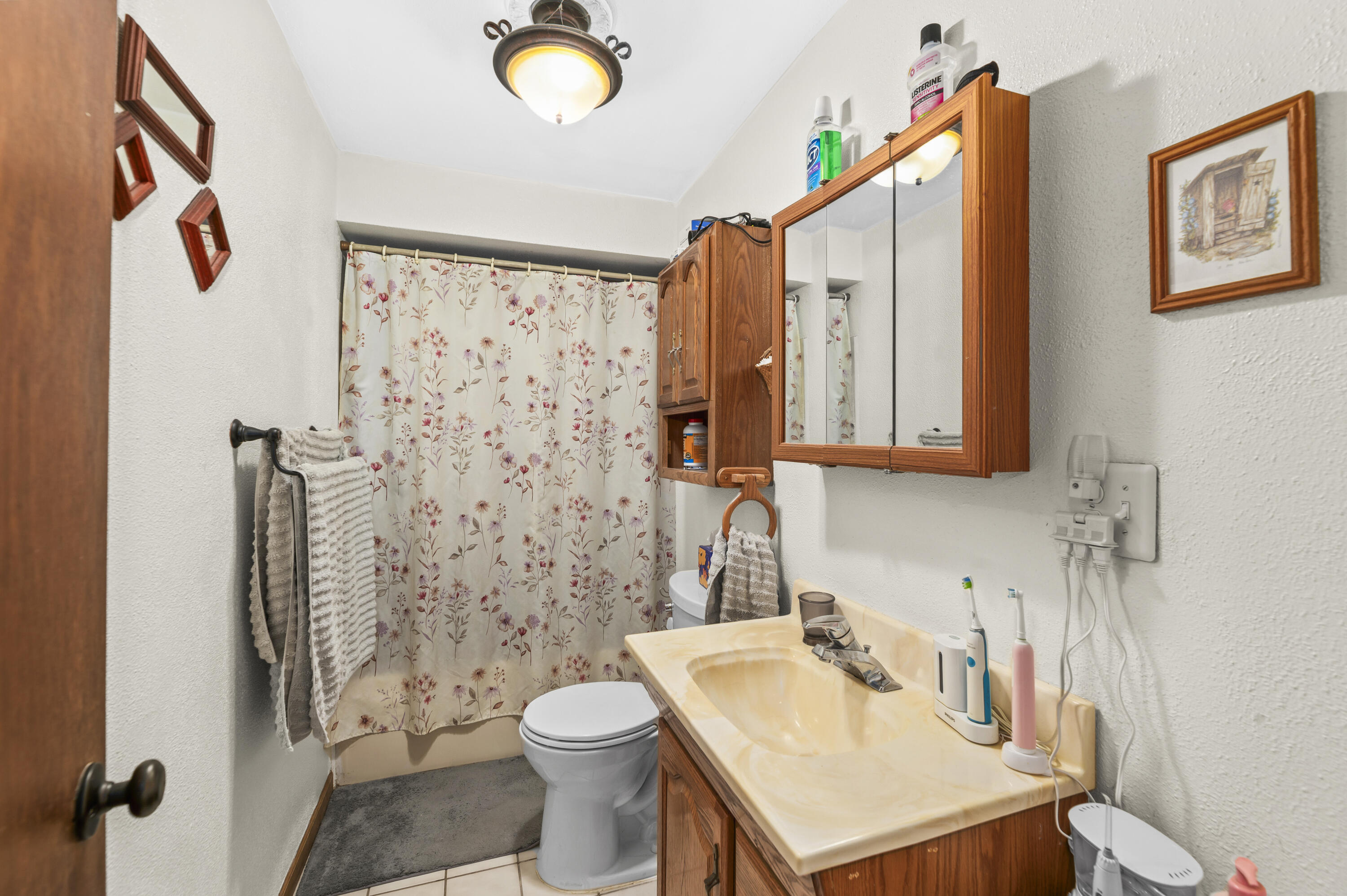 S51W30943 Old Village Road Genesee, WI 53149 - Photo 17 of 36 Full bath on main