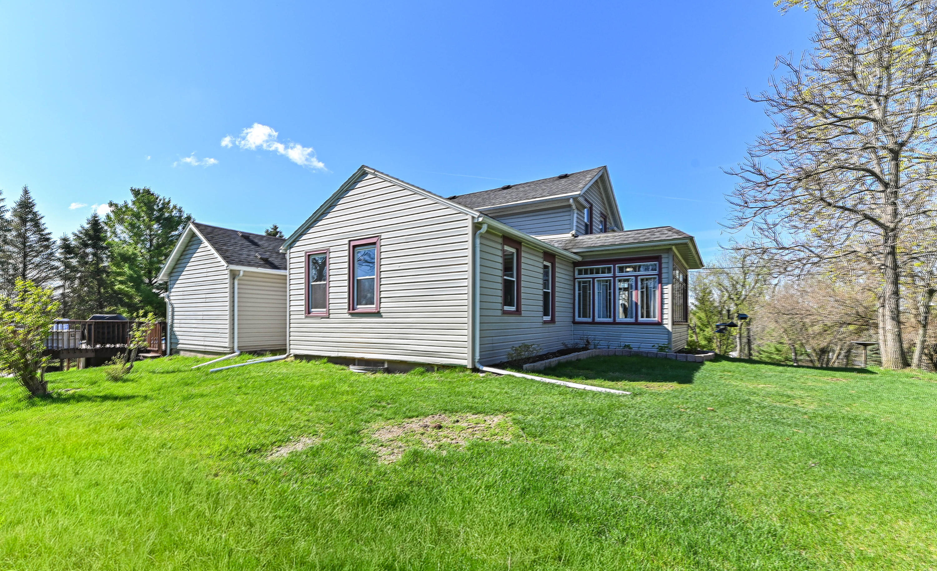 S51W30943 Old Village Road Genesee, WI 53149 - Photo 22 of 36 Farmhouse