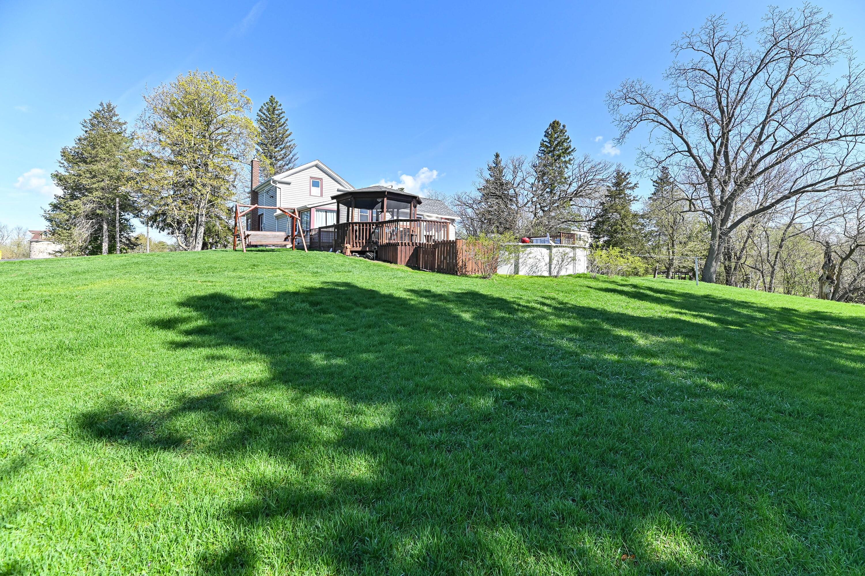 S51W30943 Old Village Road Genesee, WI 53149 - Photo 29 of 36 Lots of outdoor fun!