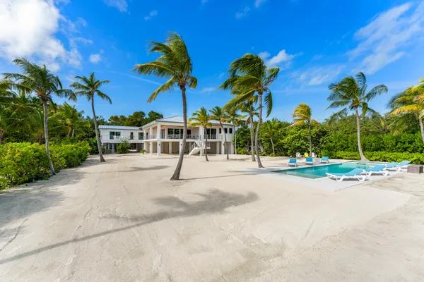 $7,795,000 | 89701 Old Highway, Tavernier, FL 33070