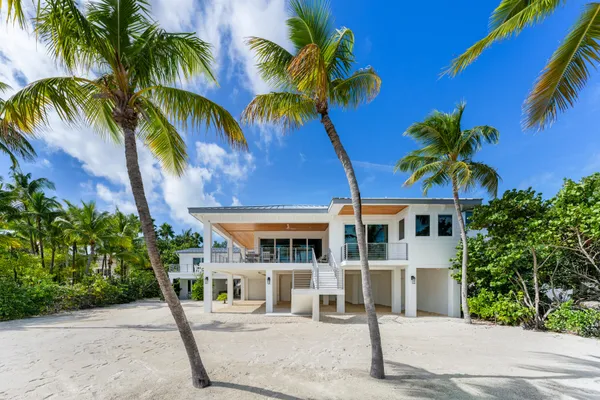 $7,795,000 | 89701 Old Highway, Tavernier, FL 33070