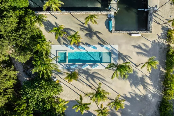 $7,795,000 | 89701 Old Highway, Tavernier, FL 33070