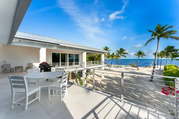 $7,795,000 | 89701 Old Highway, Tavernier, FL 33070