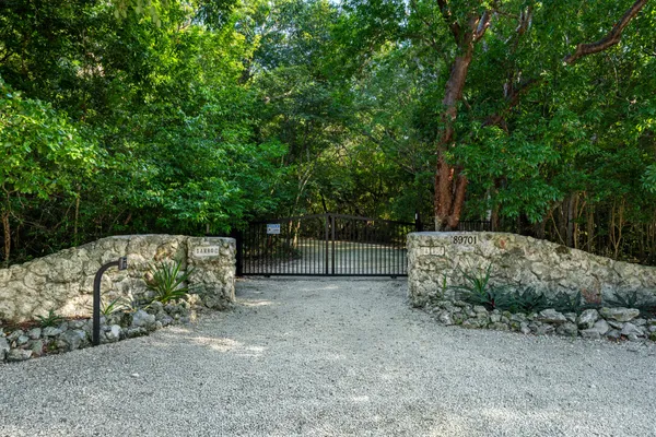 $7,795,000 | 89701 Old Highway, Tavernier, FL 33070