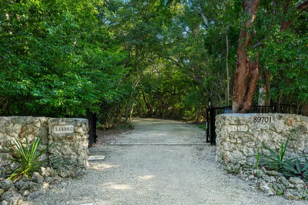 $7,795,000 | 89701 Old Highway, Tavernier, FL 33070