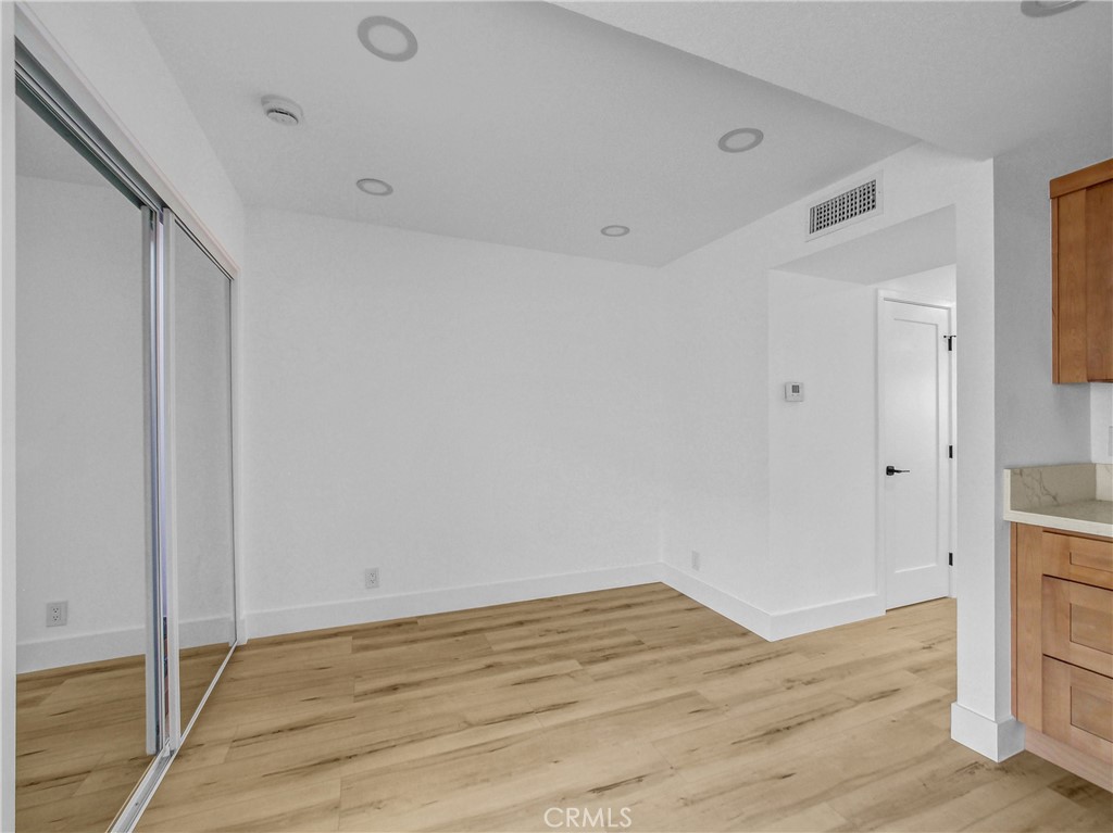 5640 Riverside, Unit 95 Chino, CA 91710 - Photo 13 of 30 Kitchen