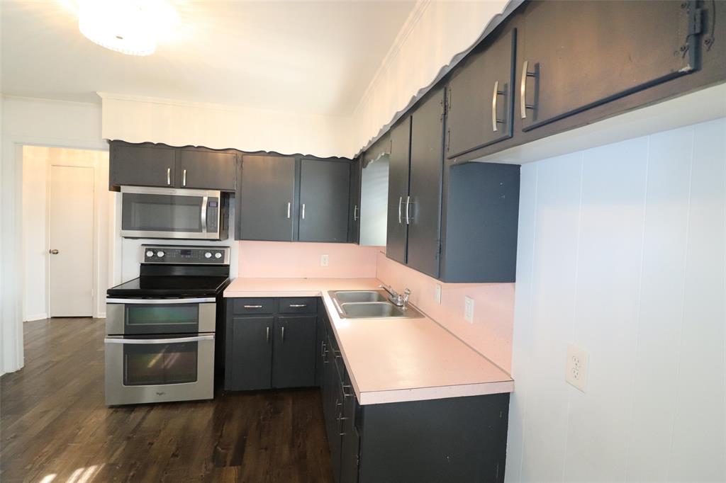 509 West Main Street Allen, TX 75013 - Photo 7 of 19