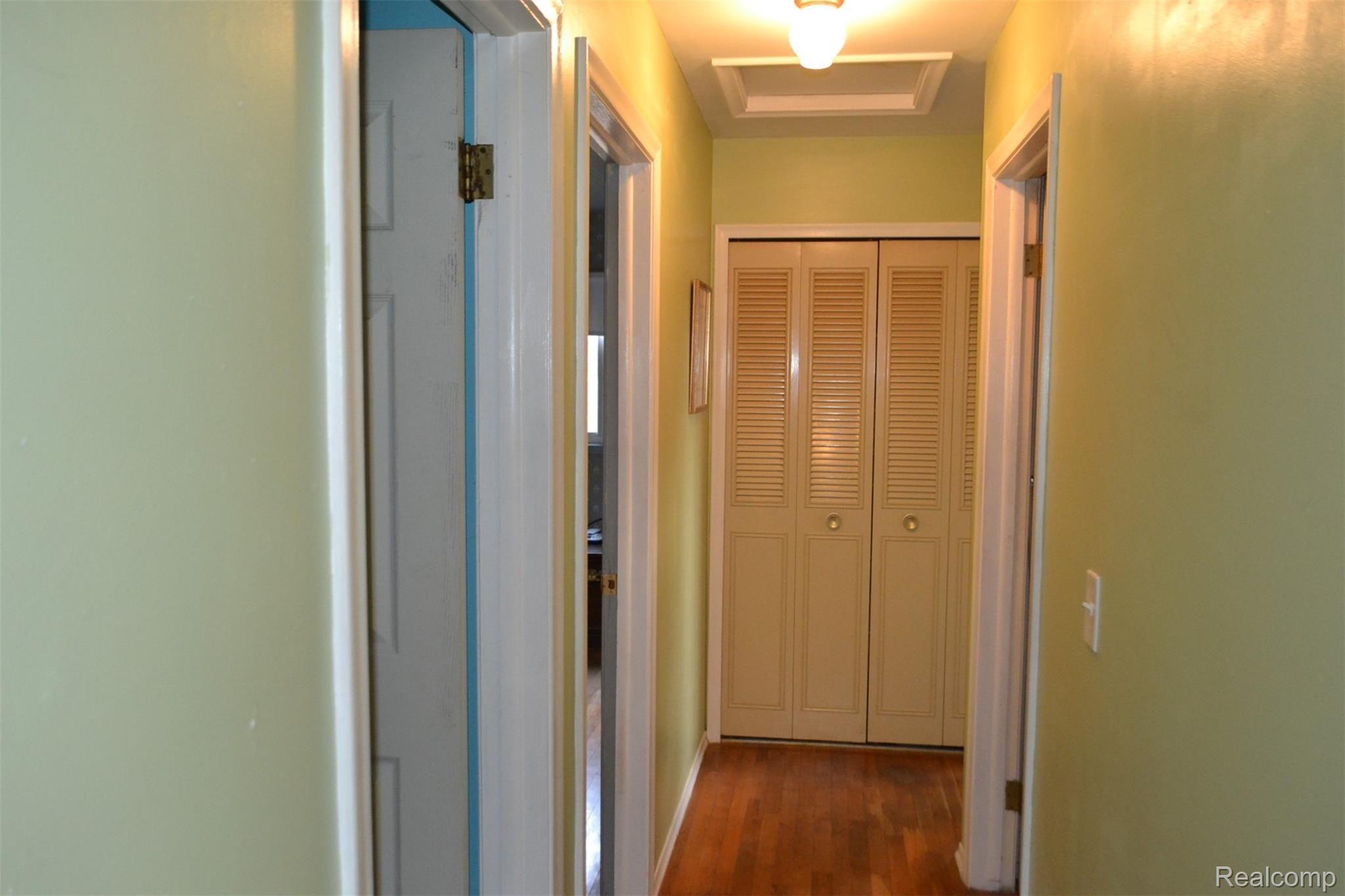8282 Calkins Road Flint, MI 48532 - Photo 12 of 49 DSC_0242.JPG