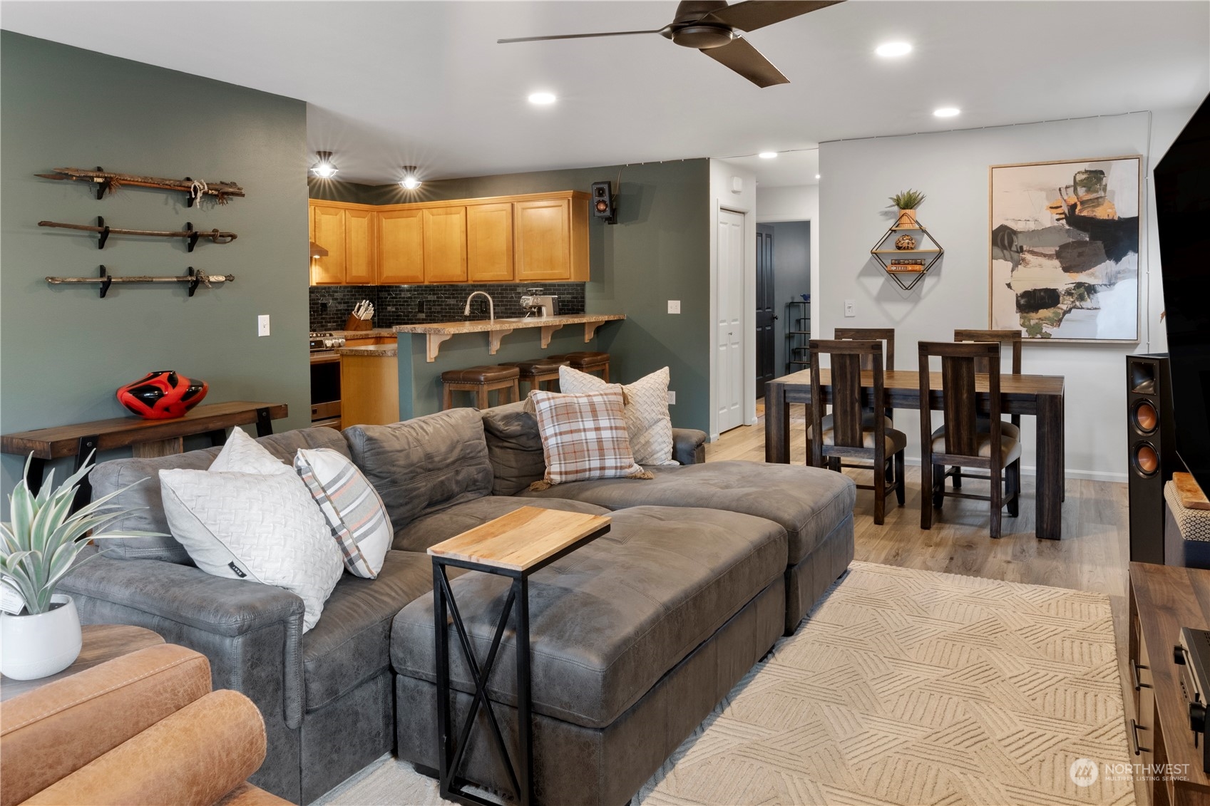 6616 Ruddell Road Southeast Lacey, WA 98513 - Photo 3 of 31 Gallery Image 3
