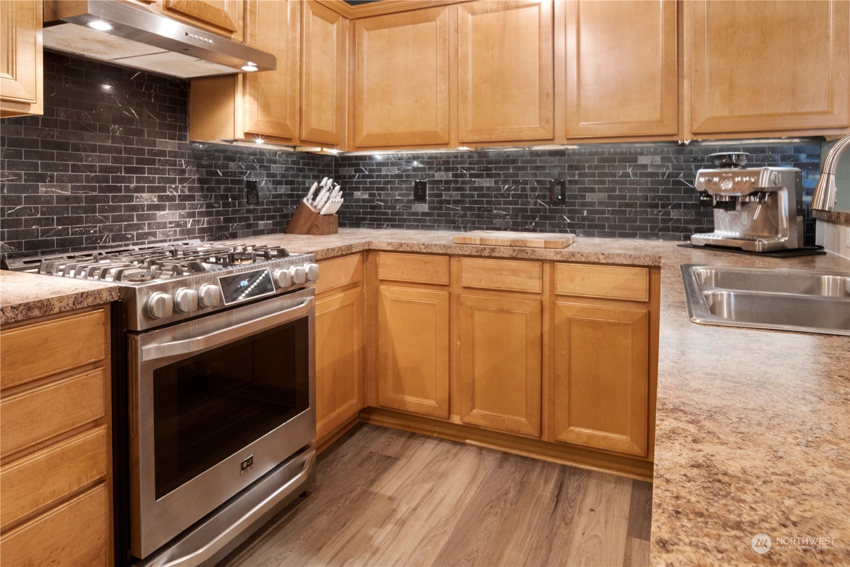 6616 Ruddell Road Southeast Lacey, WA 98513 - Photo 9 of 31 Gallery Image 9