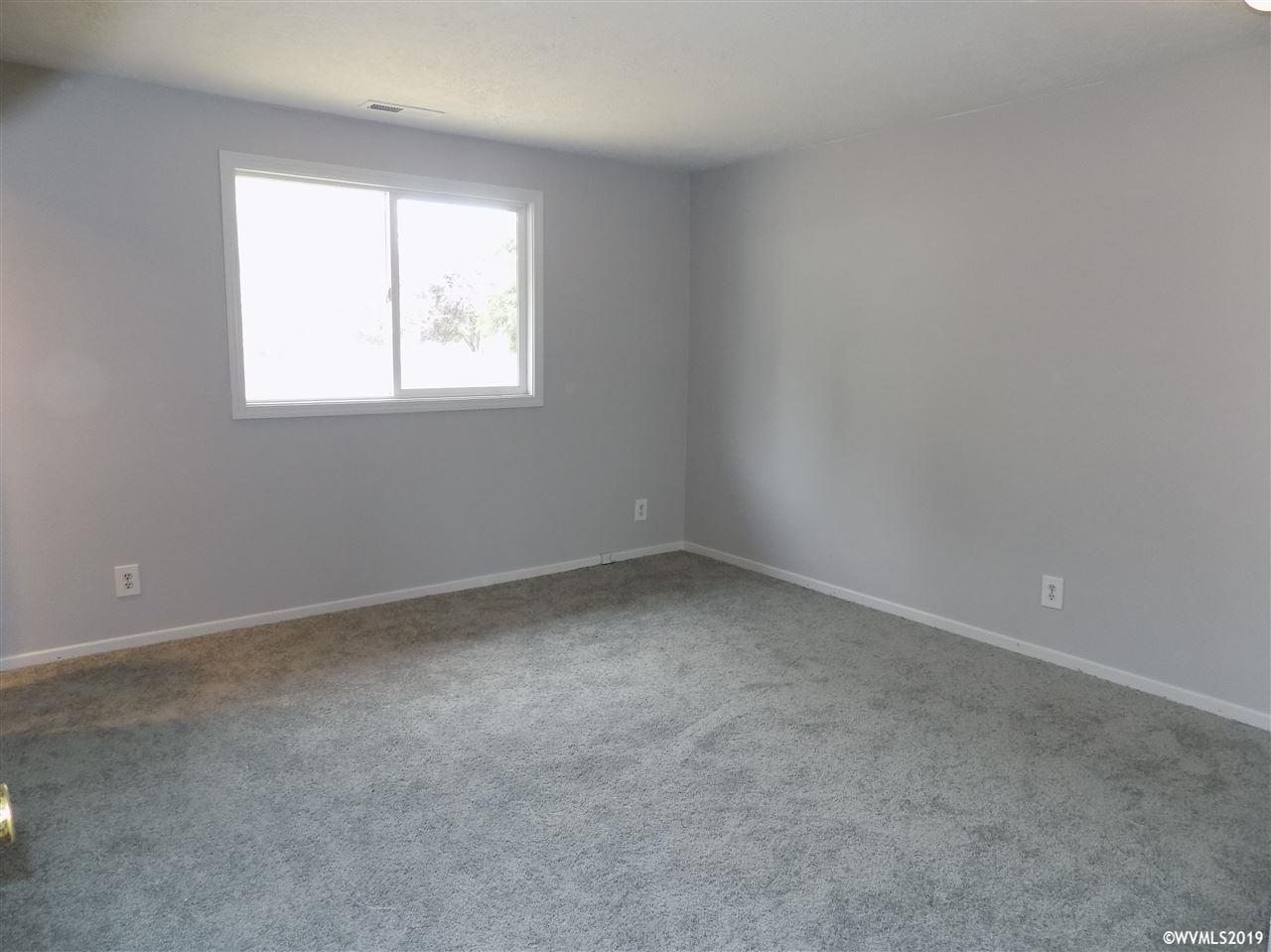 4723 Swegle Road Northeast Salem, OR 97301 - Photo 19 of 24