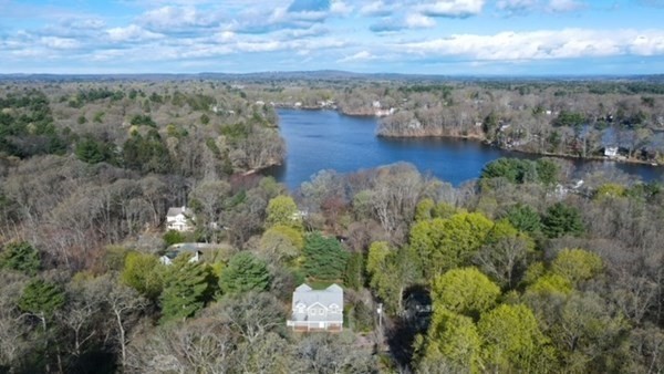 28 Doran Road Wayland, MA 01778 - Photo 1 of 29 Gallery Image 1