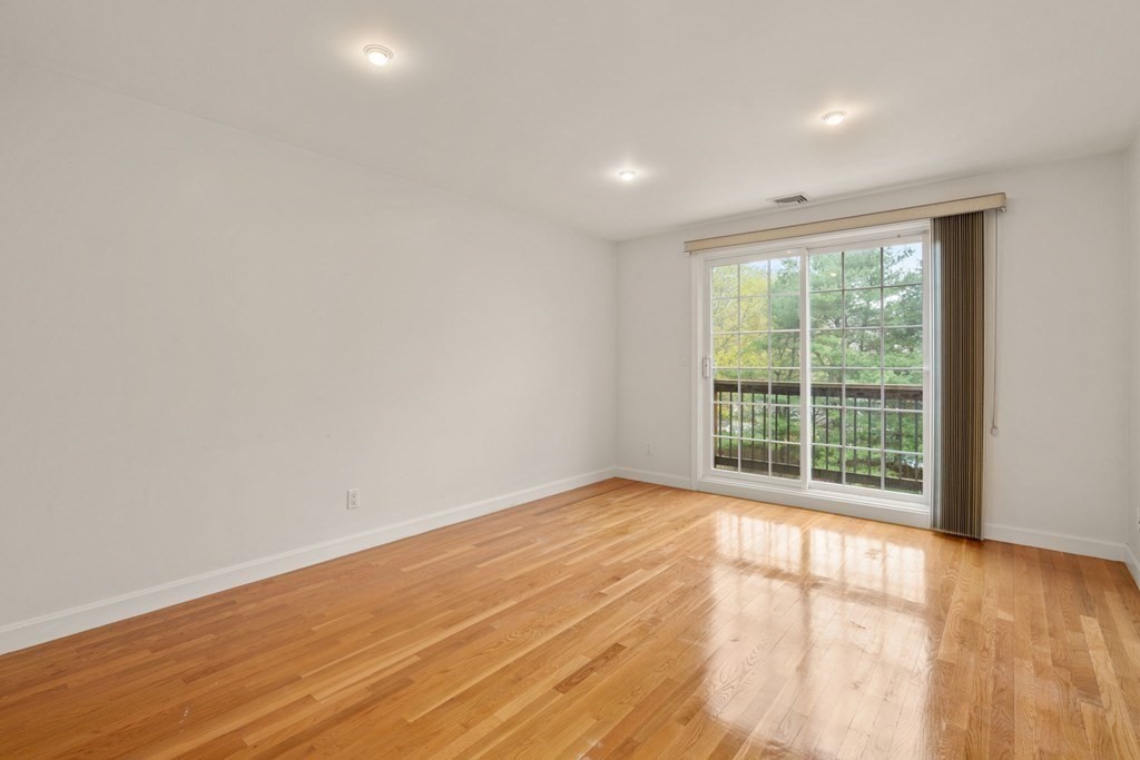 28 Doran Road Wayland, MA 01778 - Photo 22 of 29 Gallery Image 22