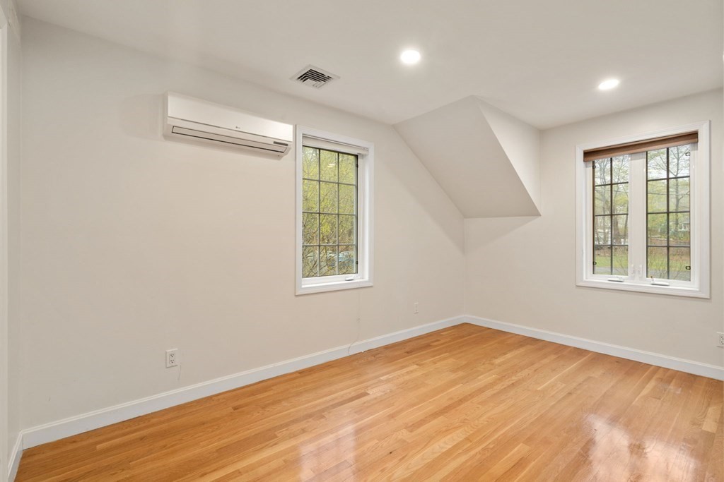 28 Doran Road Wayland, MA 01778 - Photo 24 of 29 Gallery Image 24