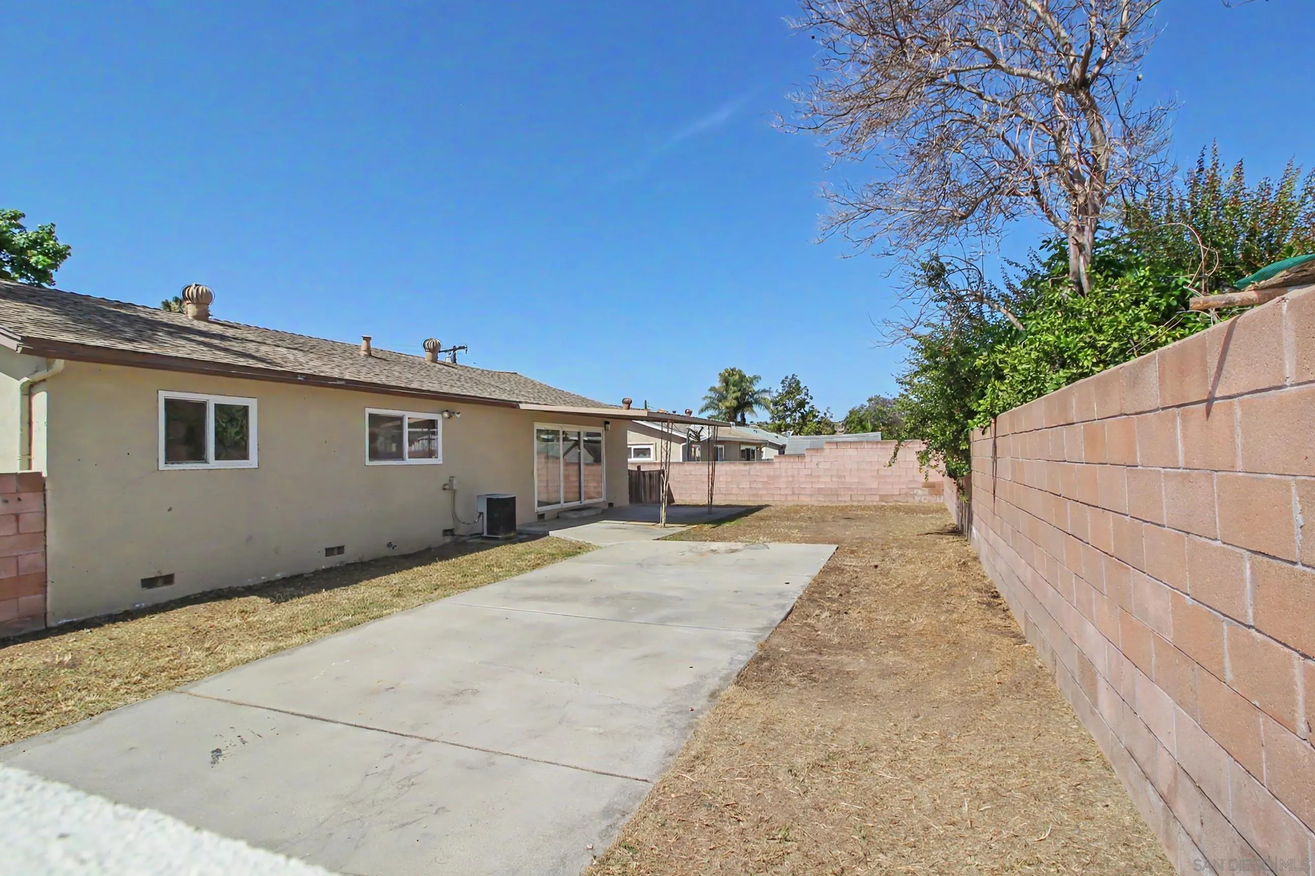 8766 Kelso Street Spring Valley, CA 91977 - Photo 5 of 44 a view of a backyard of the house