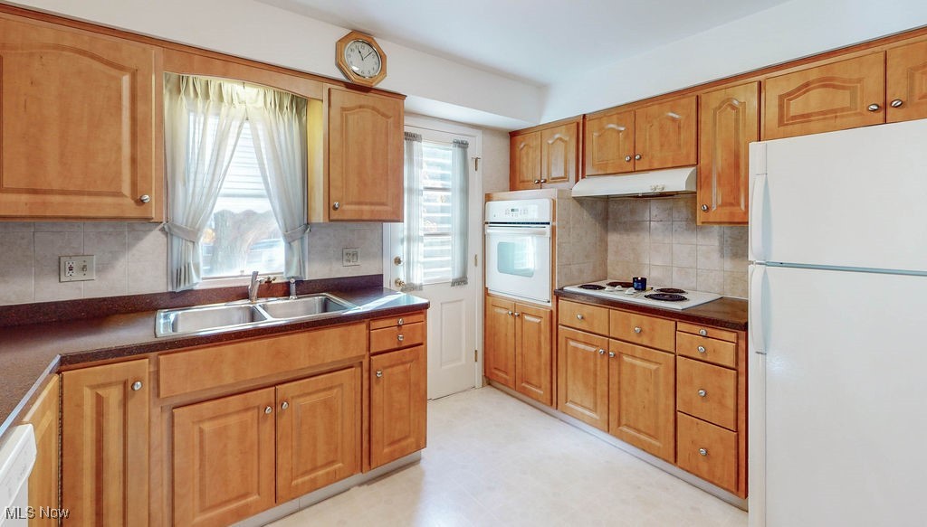 4951 Gleeten Road Cleveland, OH 44143 - Photo 15 of 48 Gallery Image 15