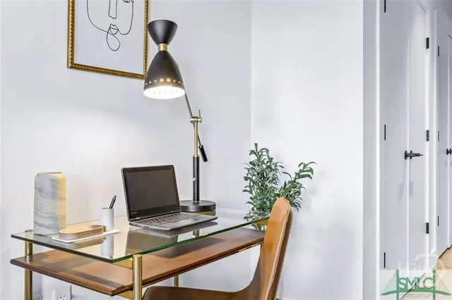 $2,523 | 111 Ann Street, Unit B31, Savannah, GA 31401