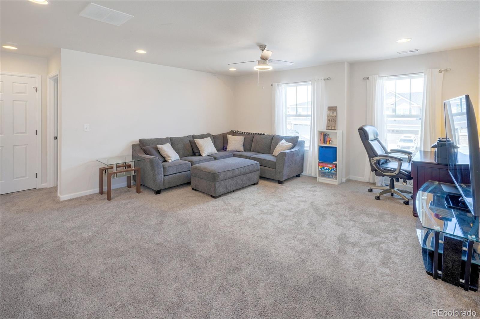 188 South Waterloo Street Aurora, CO 80018 - Photo 18 of 22